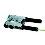 Pince de mise à terre ATEX - Tension d'isolement 3 kV - Courant nominal 10A - IP 65 - Longueurs 14,5m ou 25m Pince de mise à terre ATEX - Tension d'isolement 3 kV - Courant nominal 10A - IP 65 - Longueurs 14,5m ou 25m