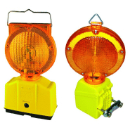 Lampe de chantier solaire clignotante automatique - TALIAPLAST - 500204 - 776208 Lampe de chantier solaire clignotante automatique - TALIAPLAST - 500204 - 776208