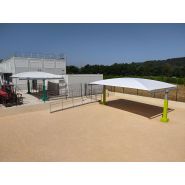 Préau en structure métallique à 2 poteaux déportés - KOMAN Groupe