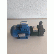 Pompe à entraînement magnétique plastomec po132 de 0,25 kw neuve