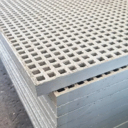 Caillebotis antidérapants