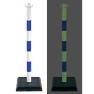 Poteaux photoluminescents sur socles, pliables, avec crochets pour chaines - PTAPVCBLBC-NV01/L_0