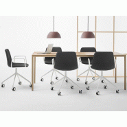 Lot de 2 sièges de bureau Varya Tapiz - piètement pyramidal en aluminium à roulettes - 3 finitions disponibles Lot de 2 sièges de bureau Varya Tapiz - piètement pyramidal en aluminium à roulettes - 3 finitions disponibles