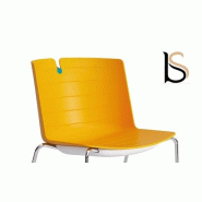 Chaise design Mork avec pied pyramidal - Mobel Linea. - Jaune