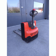 Transpalette électrique BT LWE140 E000590 - disponible en occasion et en location de courte à longue durée Transpalette électrique BT LWE140 E000590 - disponible en occasion et en location de courte à longue durée