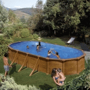 Piscine ovale acier 7,44m x 3,99m x h: 1,32m - imitation bois - filtration à sable - renforts apparents