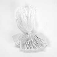 Étiquettes bijoux à fil blanc 25x39mm - par 1000 - Densité 225 gr/m2 - Papier blanc