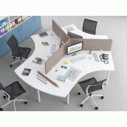Bureau bench 3 personnes avec surface en bois stratifié et panneau acoustique Bureau bench 3 personnes avec surface en bois stratifié et panneau acoustique