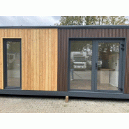 Conteneur de bureau résidentiel de 24 m² - Isolation renforcée - Fenêtres PVC double vitrage - Agencement complet