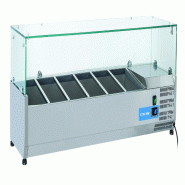 Vitrine réfrigérée pour condiments en acier inoxydable pour 6 plateaux GN1/3. Dimensions cm 140x39,5x44h. Température +2°C/+8°C. Tête froide VR