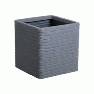 Pot de fleur Carré Banbury aspect composite texturé graphite 30,5 cm x 30 cm STRATA - gris plastique STR5021711059809 Pot de fleur Carré Banbury aspect composite texturé graphite 30,5 cm x 30 cm STRATA - gris plastique STR5021711059809
