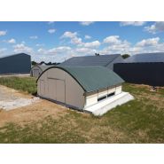 Bâtiment d'élevage demi-lune ou Tunnel en acier galvanisé, à ventilation optimisée Bâtiment d'élevage demi-lune ou Tunnel en acier galvanisé, à ventilation optimisée