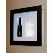 Tableau mural encastrable - Présentoir pour alcool avec éclairage LED et réfrigération silencieuse Tableau mural encastrable - Présentoir pour alcool avec éclairage LED et réfrigération silencieuse