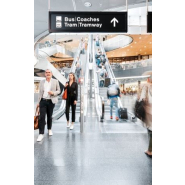 Escalier mécanique robuste, fiable  et polyvalent pour les grands espaces de transport public - Schindler 9700
