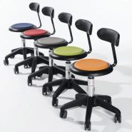 Tabouret ergonomique avec dossier_1