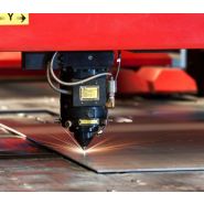 La découpe laser métal chez un sous-traitant en tôlerie industrielle - bourasseau industrie La découpe laser métal chez un sous-traitant en tôlerie industrielle - bourasseau industrie