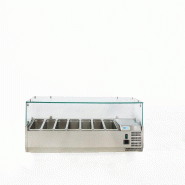 Vitrine réfrigérée avec verre. Capacité 7xGN1/4. Dimensions (LxPxH) 150x33x43,5 cm. ForCold by FIMAR Modèle G-VRX1500-330 - 221