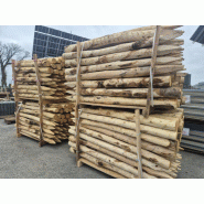 Piquets ronds en châtaignier pour pâturage - LIC003 - Robustes, durables et écologiques