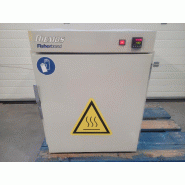 Etuve / incubateur universel FISHER SCIENTIFIC AU125 / 200 °C / 125 Litres Etuve / incubateur universel FISHER SCIENTIFIC AU125 / 200 °C / 125 Litres