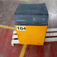 JUNGHEINRICH chargeur de machine  400v - 65a