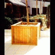 Jardinière urbaine massif, intérieur en inox ou en acier galvanisé - Hauteur 600 mm - PARVIS Jardinière urbaine massif, intérieur en inox ou en acier galvanisé - Hauteur 600 mm - PARVIS