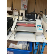Pelliculeuse plastifieuse d'occasion - AJ PLUS - FALKON-FM 360 Pelliculeuse plastifieuse d'occasion - AJ PLUS - FALKON-FM 360