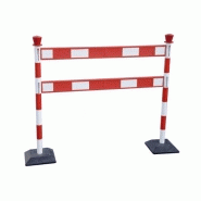 Barrière de chantier en PVC rouge et blanc - Barrière double résistante aux intempéries - Rolléco Barrière de chantier en PVC rouge et blanc - Barrière double résistante aux intempéries - Rolléco