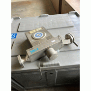 Débitmètre à effet coriolis micro motion f100s atex dn25 d'occasion_296