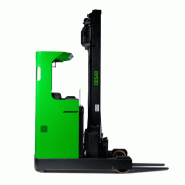 Chariot à mât rétractable R200 pour la manutention de charges à très grande hauteur en Isère et Rhône - disponible en achat neuf et en location de courte à longue durée Chariot à mât rétractable R200 pour la manutention de charges à très grande hauteur en Isère et Rhône - disponible en achat neuf et en location de courte à longue durée