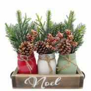 Vases assortis avec branchages sapin sur présentoir en bois 28x11x6,5cm