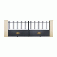 Portail coulissant à rail platane / double vantaux / droit / semi-ajouré / en aluminium