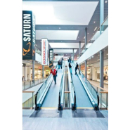 Trottoir roulant pour le  transport des passagers  d'un étage à l'autre  - Schindler 9500AE incliné