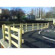 Clôture haute mixte bois/métal - Modèle Luxembourg - esthétique tout bois et supports modulaires_1