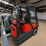 Tracteur logistique