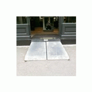 Rampe coulissante pour passage en fauteuil roulant