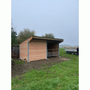 Box de poulinage Douglas - Sécurité et confort - BOXDEL