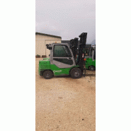 Chariot élévateur diesel CESAB M330D 2473 - disponible en occasion et en location de courte à longue durée Chariot élévateur diesel CESAB M330D 2473 - disponible en occasion et en location de courte à longue durée