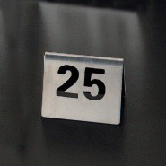 Numéros de table 1 à 25 inox 7,5x5,5cm