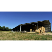 Hangar photovoltaïque agricole sur-mesure à moindre coût -Arkolia Hangar photovoltaïque agricole sur-mesure à moindre coût -Arkolia