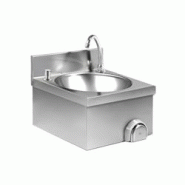 GGM Gastro Lave-mains à commande fémorale avec distributeur de savon - 4063326248736 GGM Gastro Lave-mains à commande fémorale avec distributeur de savon - 4063326248736
