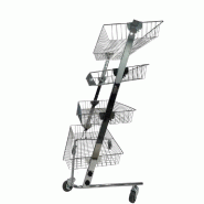 Présentoir 4 paniers inclinables chromé avec roulettes 105x48x118 cm Présentoir 4 paniers inclinables chromé avec roulettes 105x48x118 cm