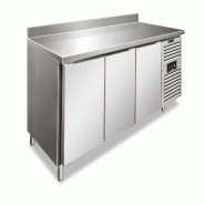 KLIMAITALIA Table de congélation inox à 3 ptes avec crédence ventilée. Dégivrage auto. T° -22°C/-18°C. Dim. LxLxH 179,5x60x96 cm. SNACK3200BTF - 4596