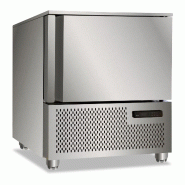 Refroidisseur à air 5 bacs GN1/1. Thermostat électronique. Sonde à coeur. Température -40°C/+8°C. Dimensions (LxPxH) 76x73x85 cm. EkoFrost BLF05