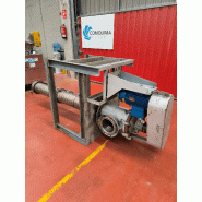 Évaporateur vertical à couche mince pour liquides