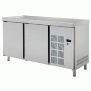 Table froide centrale 2 portes - 1500x600x850 mm - 220 W 230/1V - 7C257950 Eurast - inox 7C257950 Table froide centrale 2 portes - 1500x600x850 mm - 220 W 230/1V - 7C257950 Eurast - inox 7C257950