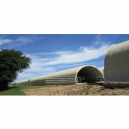 Tunnel de stockage / ouvert / structure en acier / couverture en pvc / ancrage au sol avec platine
