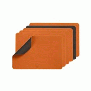Bjorn Set de table rectangulaire réversible - 6 pièces - Cuir recyclé orange et chocolat - multicolore 3701488308363 Bjorn Set de table rectangulaire réversible - 6 pièces - Cuir recyclé orange et chocolat - multicolore 3701488308363