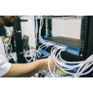 Service en cablage reseau cuivre et fibre optique
