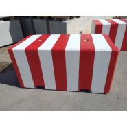 Bloc béton anti-intrusion pour la sécurisation des lieux publics_1