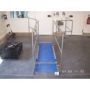 Lave-bottes manuel et électrique - Fabrication allemande - Polyéthylène avec cuve de récupération - Acier inox et caillebotis plastique_1